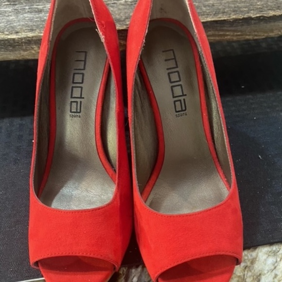 Red Open Toe High Heels Size 6 1/2 - Picture 4 of 15